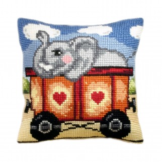Pillows - 9084 Embroidery kits